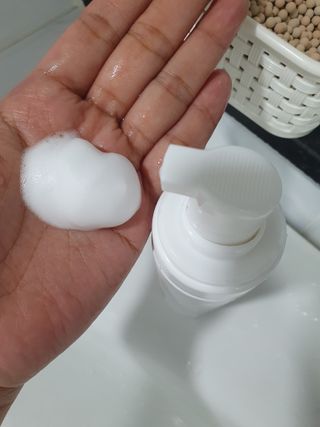 MF프리 [닥터문] 유산균 락토케어 질경초 여성청결제 200ml (폼타입) — 5점을 준 리뷰어가 2022년 7월 올린 사용 사진
