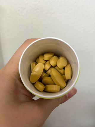 Swisse 스위스 고함량 밀크씨슬 35,000mg 60정 — 5점을 준 리뷰어가 2021년 11월 올린 사용 사진