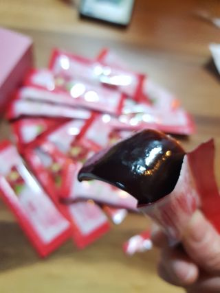 헬스업_쁘띠쁘띠석류콜라겐젤리_20g x 14포 — 5점을 준 리뷰어가 2021년 2월 올린 사용 사진
