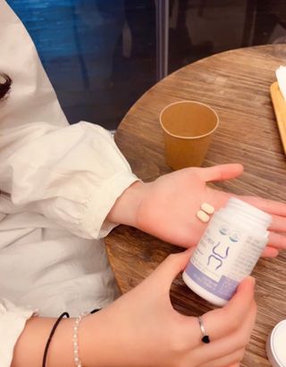 프리마인 평생 써야하는 관절의 건강을 위한 완벽설계 솔루션 관절n마디케어 플러스 120정 — 5점을 준 리뷰어가 2022년 10월 올린 사용 사진