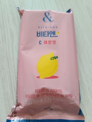 비타앤C 레몬맛, 망고맛 — 5점을 준 리뷰어가 2021년 6월 올린 사용 사진
