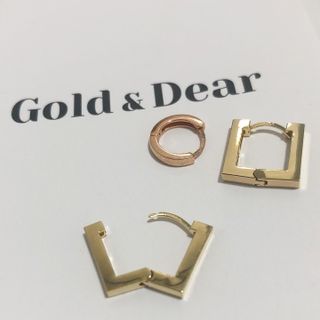 [골드앤디어] 14K 사각 네모 원터치 귀걸이_3color — 5점을 준 리뷰어가 2021년 5월 올린 사용 사진