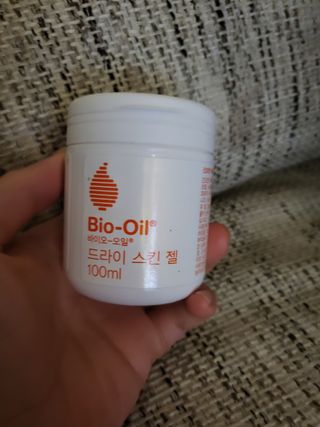 바이오오일 [바이오-오일] 드라이 스킨 젤 100ml — 5점을 준 리뷰어가 2021년 12월 올린 사용 사진