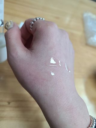 오투에니원 갈락토미세스 리바이탈라이징 프리미엄 화이트닝 에센스 50ml — 4점을 준 리뷰어가 2023년 2월 올린 사용 사진