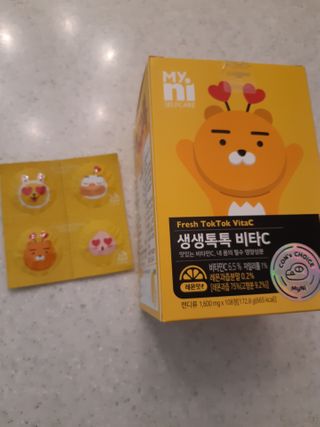 일동제약 마이니 마이니 생생톡톡비타C — 5점을 준 리뷰어가 2021년 2월 올린 사용 사진