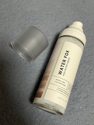 가치 WATERFOX(워터폭스)-엑토인 시카-비옴 하이 워터 크림 (100ml) — 5점을 준 리뷰어가 2023년 3월 올린 사용 사진