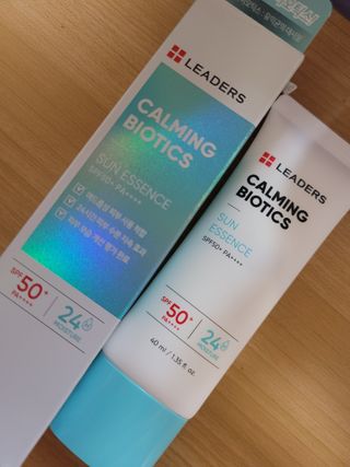 리더스코스메틱 리더스 카밍 바이오틱스 선 에센스 SPF 50+ PA++++ — 5점을 준 리뷰어가 2022년 6월 올린 사용 사진