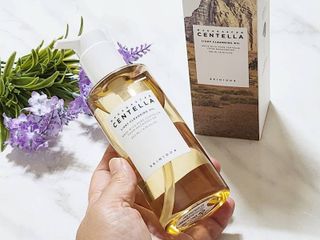 스킨1004 [SKIN1004] 마다가스카르 센텔라 라이트 클렌징 오일 200ml — 5점을 준 리뷰어가 2024년 7월 올린 사용 사진