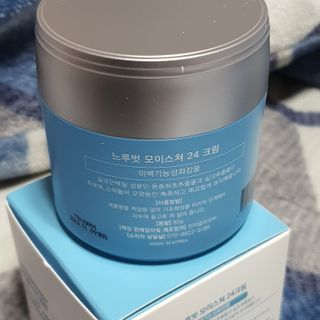 Dr.느루벗 느루벗 모이스쳐 24 크림 — 5점을 준 리뷰어가 2021년 3월 올린 사용 사진