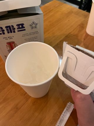 라까프 베트남 핀 커피 드립백 7개입 — 5점을 준 리뷰어가 2022년 9월 올린 사용 사진