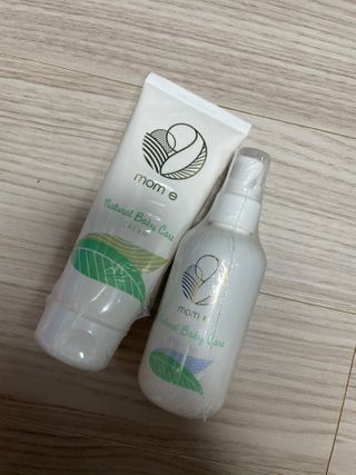 mom e 맘이 내추럴 베이비 케어 크림+바디오일 — 5점을 준 리뷰어가 2021년 1월 올린 사용 사진