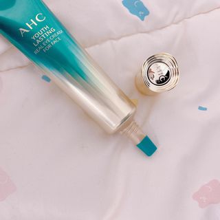 [NEW 탄력유턴 아이크림] AHC 유스 래스팅 리얼 아이크림 포 페이스 — 5점을 준 리뷰어가 2021년 2월 올린 사용 사진