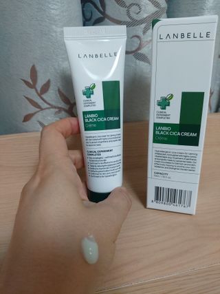 랑벨 랑바이오 블랙 시카 크림 50ml(블랙비 프로폴리스, 시카 4종, 판테놀 10 함유) — 4점을 준 리뷰어가 2022년 6월 올린 사용 사진