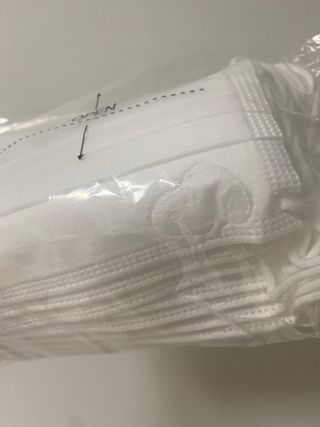 JHWORLD 스누피 마스크 정품 스누피 KF-AD 국내 비말차단 아동용 성인용 일회용 덴탈마스크 50매 — 5점을 준 리뷰어가 2021년 6월 올린 사용 사진