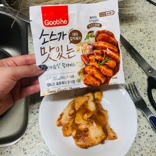 굽네몰 [굽네] 소스가 맛있는 닭가슴살 슬라이스 4종 — 5점을 준 리뷰어가 2021년 4월 올린 사용 사진