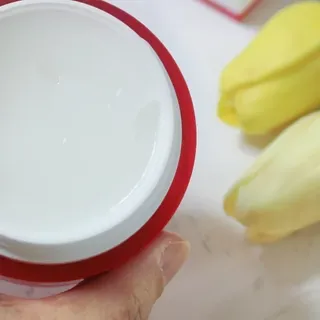 레드투래드 센서티브 슈퍼 크림 50ml — 5점을 준 리뷰어가 2021년 11월 올린 사용 사진