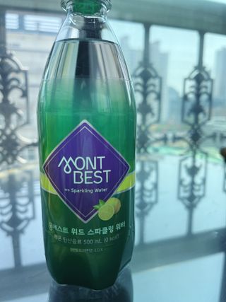몽베스트 Montbest with Sparkling water Lemon OR Lime 20병(랜덤) — 5점을 준 리뷰어가 2022년 5월 올린 사용 사진