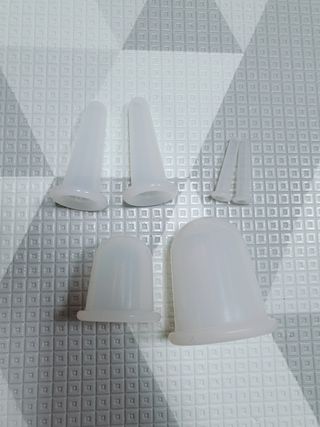 메디미케이알 커핑테라피 실리콘부항마사지 리프팅 페이스+바디 안티 셀룰 라이트 6pcs — 4.5점을 준 리뷰어가 2021년 2월 올린 사용 사진