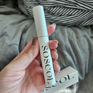 더소설 소설 블랙아이래쉬 세럼 10g(SOSEOL BLACK EYELASH SERUM 10g) — 4점을 준 리뷰어가 2023년 12월 올린 사용 사진