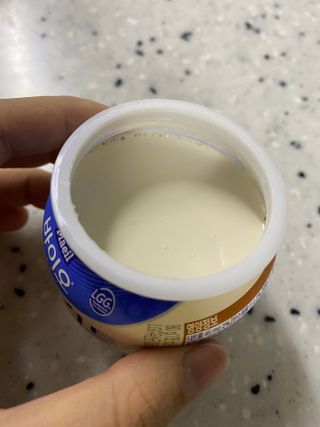 매일바이오 그릭요거트 오리지널 플레인 4개, 로스터리 커피믹스 4개 — 4점을 준 리뷰어가 2021년 12월 올린 사용 사진