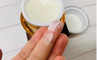 자민경 크레마카라콜 울트라 프로폴리스 하이드라 인텐스 크림 50ml — 4점을 준 리뷰어가 2021년 1월 올린 사용 사진