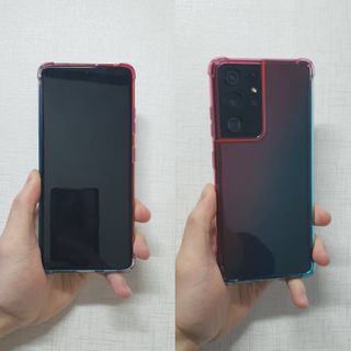 뮤즈캔 갤럭시S21 시리즈 그라데이션 탱크방탄 케이스 — 5점을 준 리뷰어가 2021년 2월 올린 사용 사진