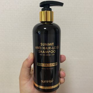 썸헤어 / SUMHAIR 썸헤어  써밋 안티 헤어로스 샴푸+트리트먼트 — 5점을 준 리뷰어가 2021년 6월 올린 사용 사진