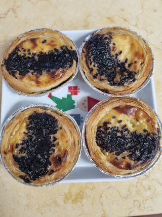디앙뜨 포르투갈 에그타르트 오리지널 맛+패션후르츠+초콜릿타르트 맛 중 택1 — 5점을 준 리뷰어가 2021년 8월 올린 사용 사진