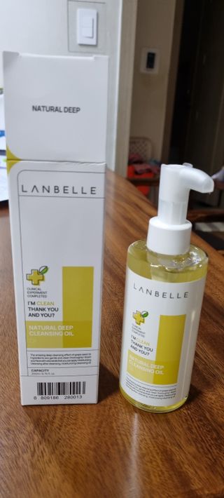 랑벨 내츄럴 딥 클렌징 오일 200ml (저자극 약산성 천연 클렌징) — 4점을 준 리뷰어가 2022년 5월 올린 사용 사진