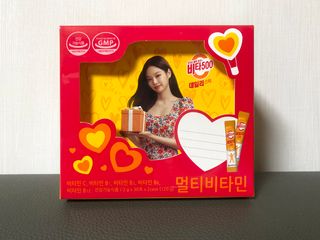 광동생활건강 [광동] 비타500데일리스틱 크리스마스 에디션 60포+20포 추가 증정&쇼핑백+스티커 gift — 4점을 준 리뷰어가 2021년 12월 올린 사용 사진