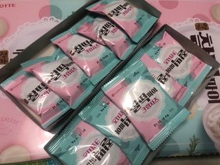 롯데제과 찰떡파이 크림치즈 — 2점을 준 리뷰어가 2021년 6월 올린 사용 사진