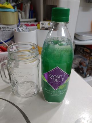 몽베스트 Montbest with Sparkling water Lime20병 — 5점을 준 리뷰어가 2021년 10월 올린 사용 사진