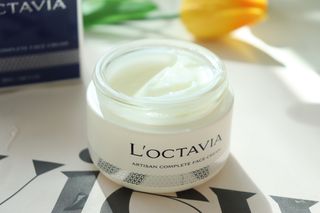 록타비아 Artisan Complete Face Cream — 5점을 준 리뷰어가 2023년 10월 올린 사용 사진