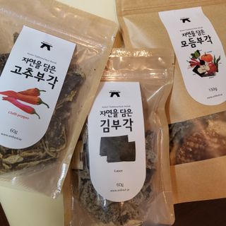 자연을담은모듬부각 — 4.5점을 준 리뷰어가 2022년 1월 올린 사용 사진