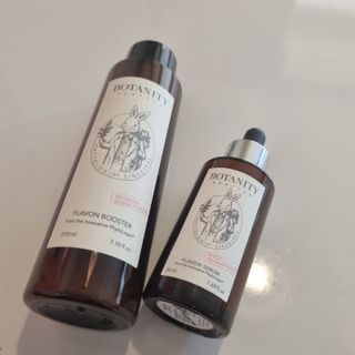 [패키지리뉴얼]보타니티 진정 결케어 플라본 부스터 210ml / 플라본 세럼 50m — 5점을 준 리뷰어가 2022년 6월 올린 사용 사진