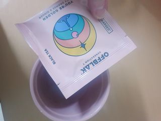 [오프블랙] 아침을 상큼하게 시작하는 에너지티! 유아골든 블렌딩홍차 12T — 5점을 준 리뷰어가 2021년 12월 올린 사용 사진