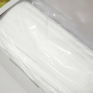 위케어 원데이 덴탈마스크 50매 화이트 대형 국내생산 — 4점을 준 리뷰어가 2021년 2월 올린 사용 사진