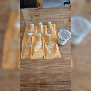 [덜다] 든든 식물성 단백질 쉐이크 40g X 7입 (곡물/딸기) — 5점을 준 리뷰어가 2023년 8월 올린 사용 사진