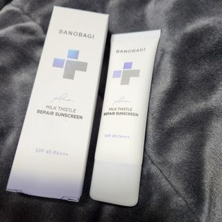 바노바기 코스메틱 바노바기 밀크씨슬 리페어 시카 선스크린 플러스 50ml — 5점을 준 리뷰어가 2023년 1월 올린 사용 사진