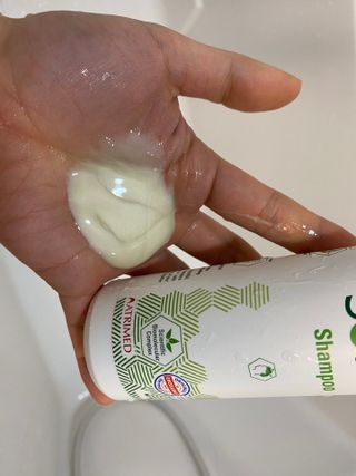 건선/아토피/트러블 두피 각질 케어 소리온 샴푸&플루이드 Shampoo & Fluid — 4.5점을 준 리뷰어가 2022년 3월 올린 사용 사진