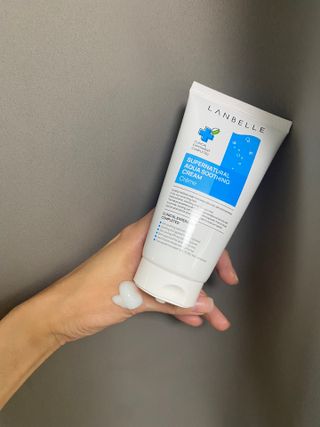 랑벨 수퍼내츄럴 아쿠아 수딩 크림 100ml — 5점을 준 리뷰어가 2022년 4월 올린 사용 사진