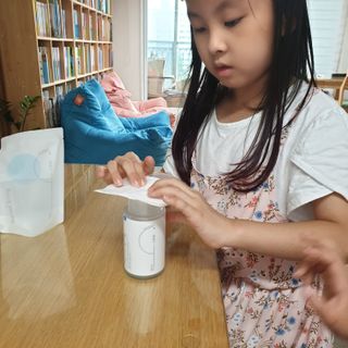 설랩수앤슈, 직접 만들어 쓰는 아기 물티슈 — 5점을 준 리뷰어가 2021년 8월 올린 사용 사진