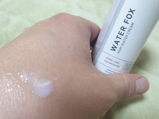 가치 WATERFOX(워터폭스)-엑토인 시카-비옴 하이 워터 크림 (100ml) — 5점을 준 리뷰어가 2023년 3월 올린 사용 사진