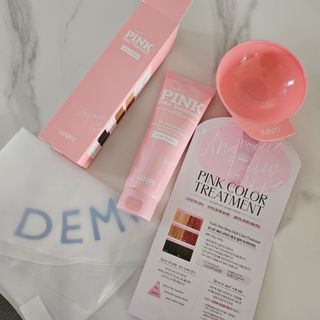 [유니프] 헤어 샤이니 핑크 컬러 트리트먼트240g — 3.5점을 준 리뷰어가 2023년 11월 올린 사용 사진
