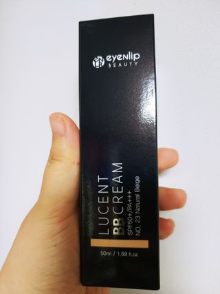 아이앤립 / EYENLIP 아이앤립 루센트 비비크림 2 Color — 5점을 준 리뷰어가 2021년 5월 올린 사용 사진