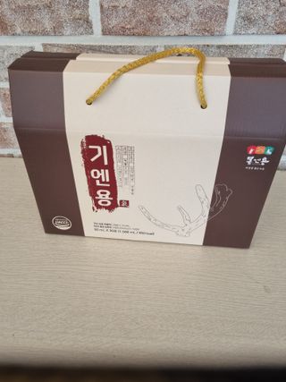 [몸엔용] 무더운 날씨에 국산녹용 기엔용으로 몸보신 50ml x 30포 — 5점을 준 리뷰어가 2021년 6월 올린 사용 사진