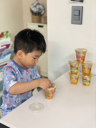 돌 MF[Dole] 파인애플컵/망고컵/복숭아컵 198g 6입X1박스 (맛 1가지 랜덤 발송) — 5점을 준 리뷰어가 2023년 6월 올린 사용 사진