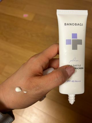 바노바기 코스메틱 바노바기 밀크씨슬 리페어 시카 선스크린 플러스 50ml — 5점을 준 리뷰어가 2023년 2월 올린 사용 사진