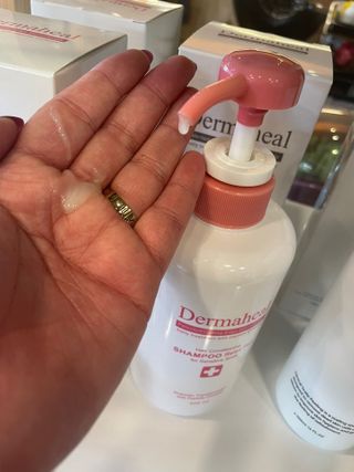 더마힐 헤어 컨디셔닝 샴푸 릴렉스 500ml — 5점을 준 리뷰어가 2021년 1월 올린 사용 사진