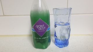 몽베스트 Montbest with Sparkling water Plain 20병 — 4점을 준 리뷰어가 2022년 5월 올린 사용 사진